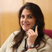 laura-atencion-al-cliente