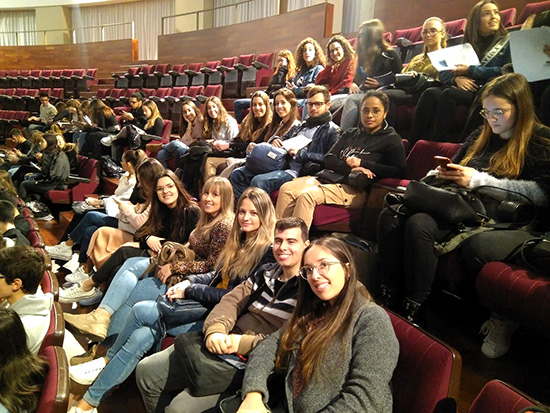 Alumnos del CFGS Higiene bucodental visitan la facultad
