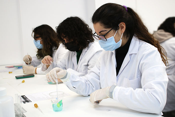 Alumnas del CFGS Anatomía Patológica de Instituto INTER.